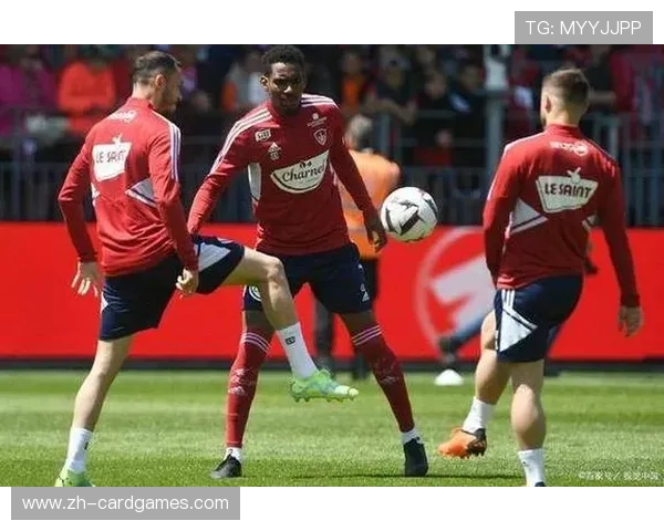 布雷斯特2-0战胜洛里昂，积分上涨脱离降级区